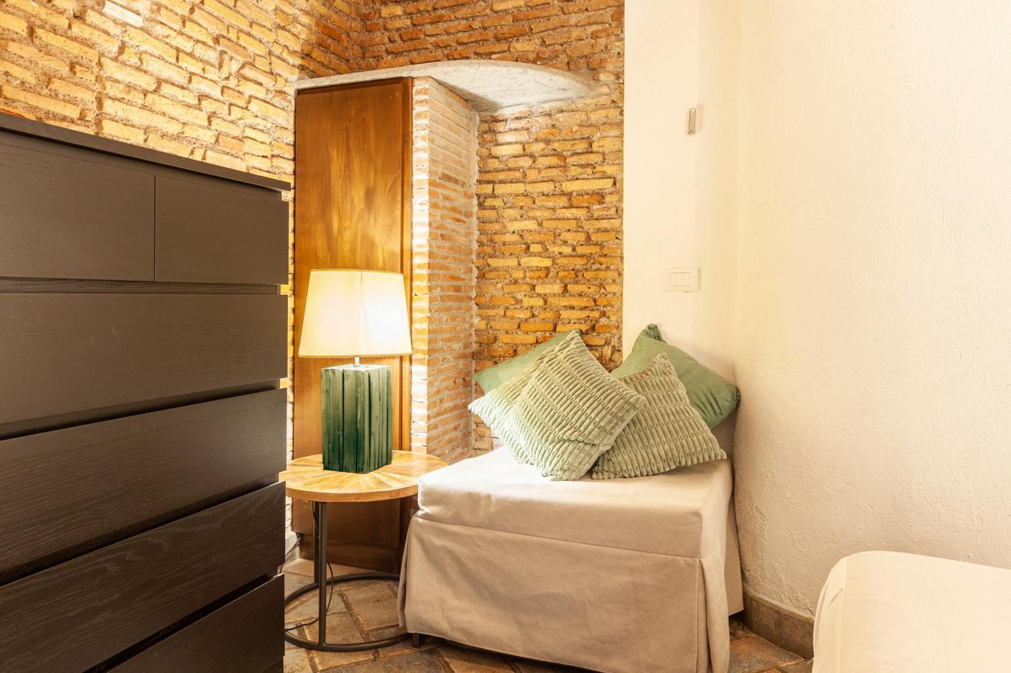 Appartamento Campo Dei Fiori Nest *